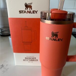 Stanley Quencher H2.0 Tumbler in Red